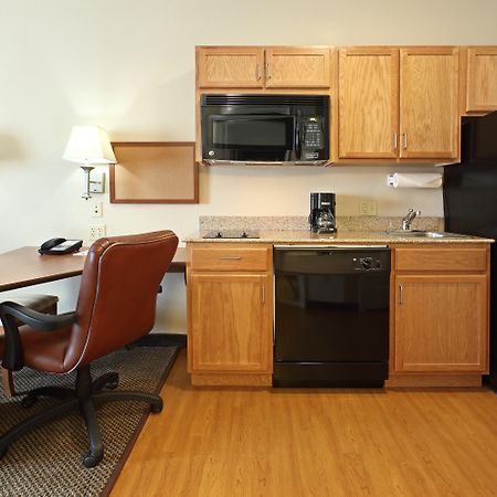 Suburban Studios Fort Smith Chambre photo