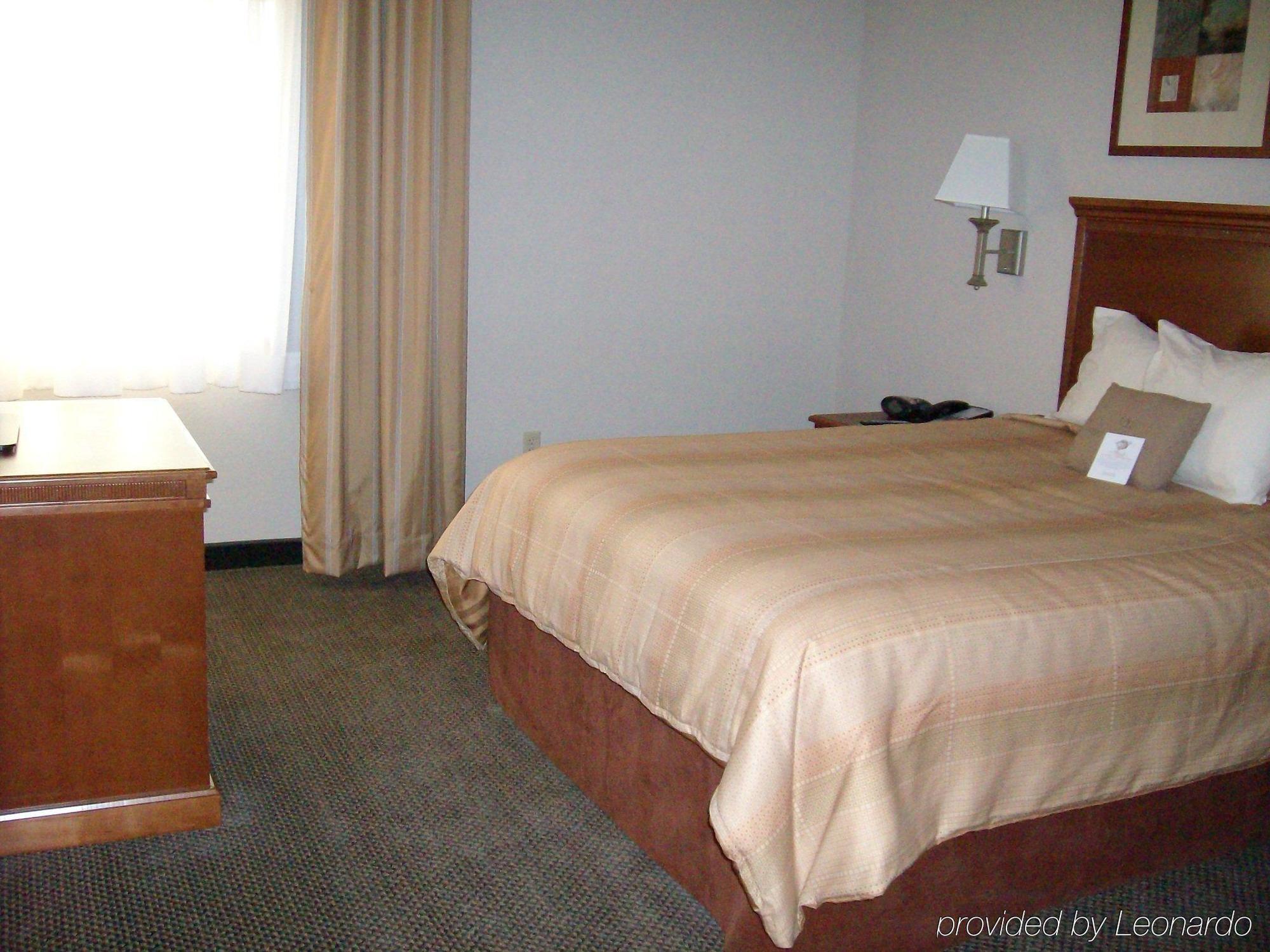 Suburban Studios Fort Smith Chambre photo
